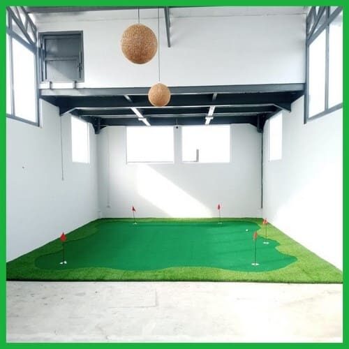 Putting green golf